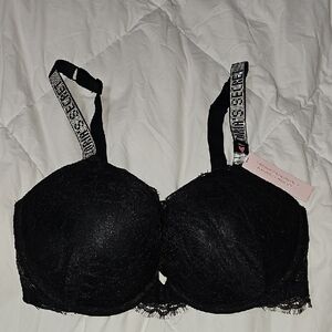 Victoria's Secret 34DDD Very Sexy Push Up Bra, Vlack Lace And Bling!! Nwts!